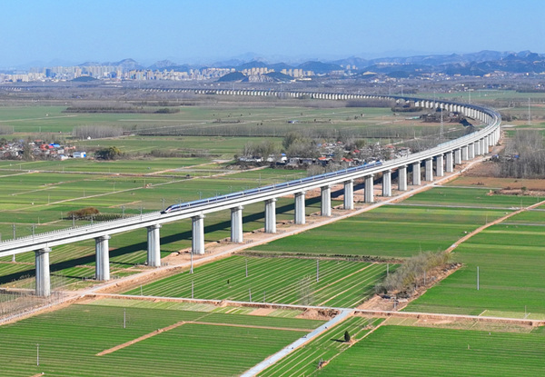 焦点官方：最快1小时43分可达！济南至郑州高速铁路12月8日全线贯通运营